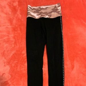 PINK camo and black yoga leggings